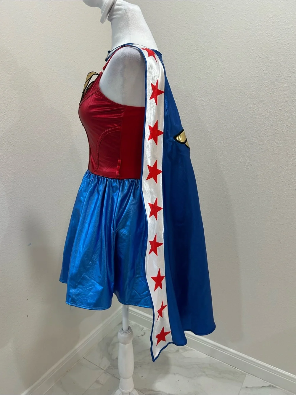 DC Comics Wonder Woman Superhero Halloween Cosplay Costume With Cape